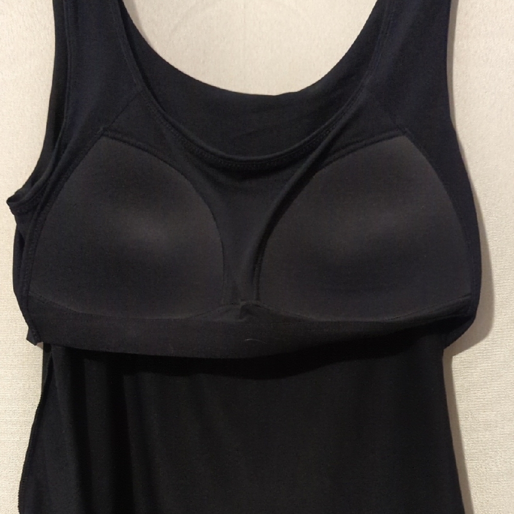 Uniqlo Women's Black Tank Top - Picture 5 of 5